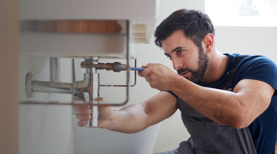 Sink pipe leak repair in De Mossville, KY